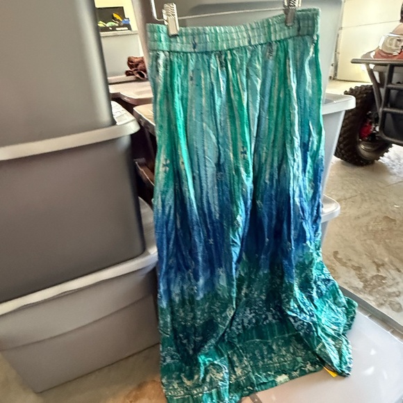 Vibrant Blue and Green Maxi Skirt p60 - Picture 1 of 5